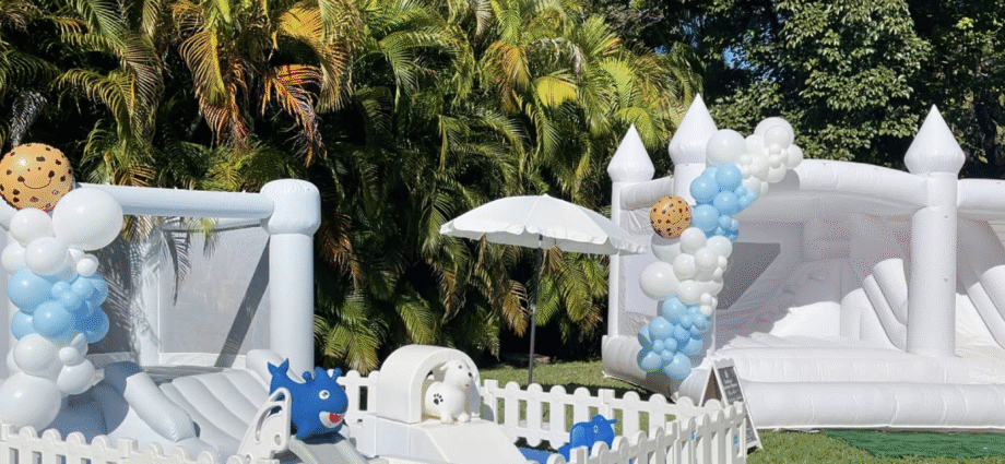 Inflatable playset